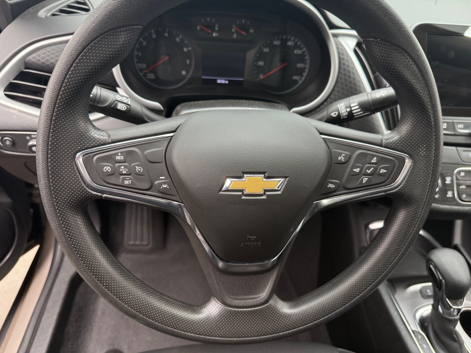Thumbnail: 2024 Chevrolet Malibu - 5