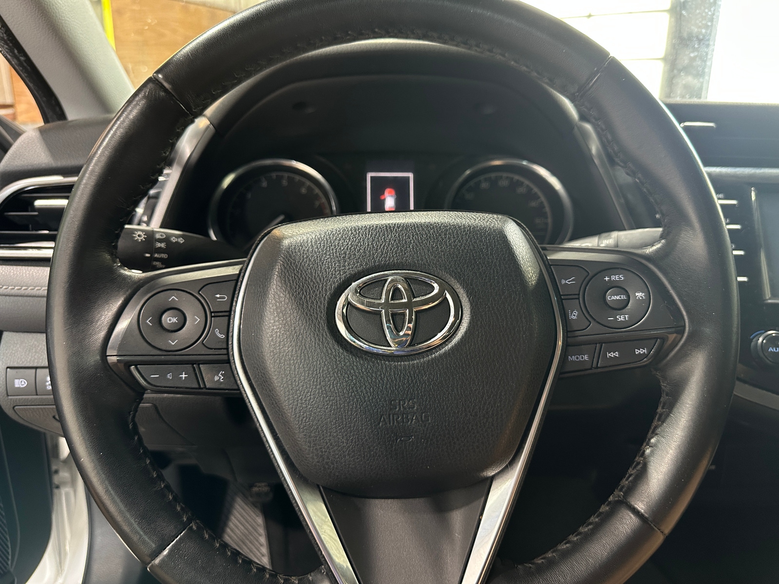 Thumbnail: 2019 Toyota Camry - 5