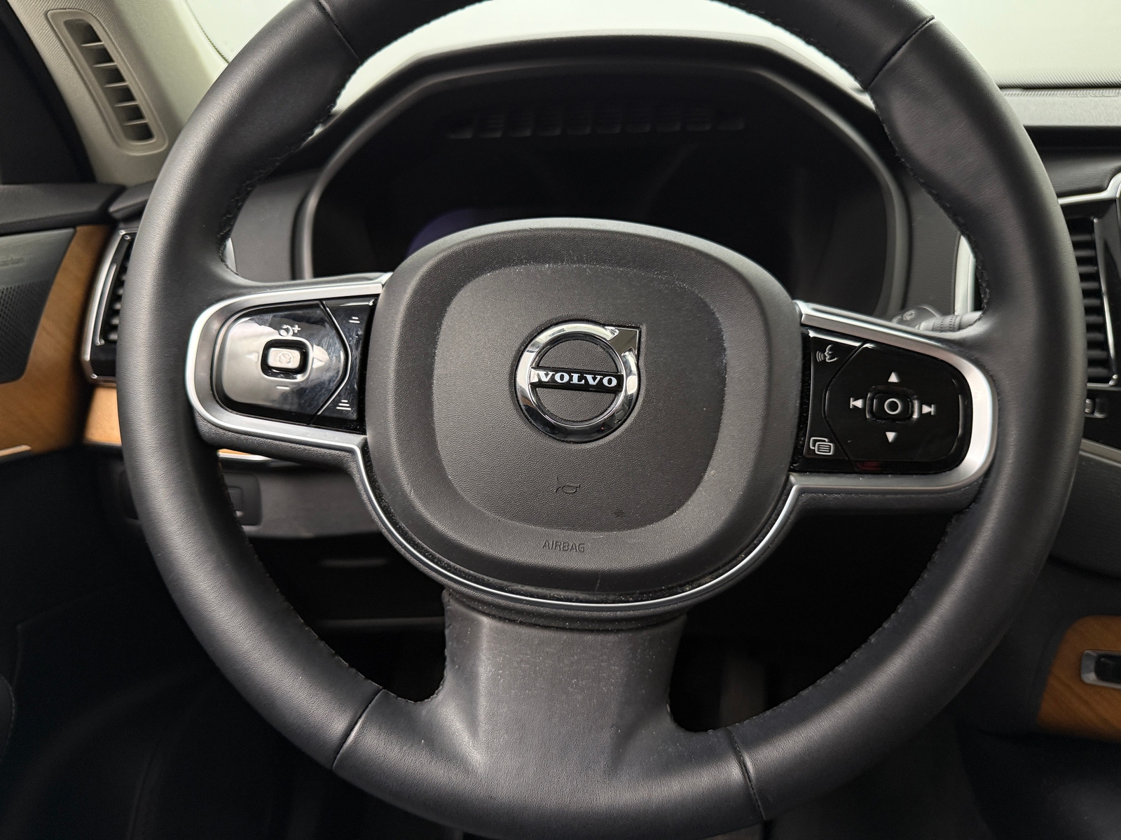 Thumbnail: 2024 Volvo XC90 - 4
