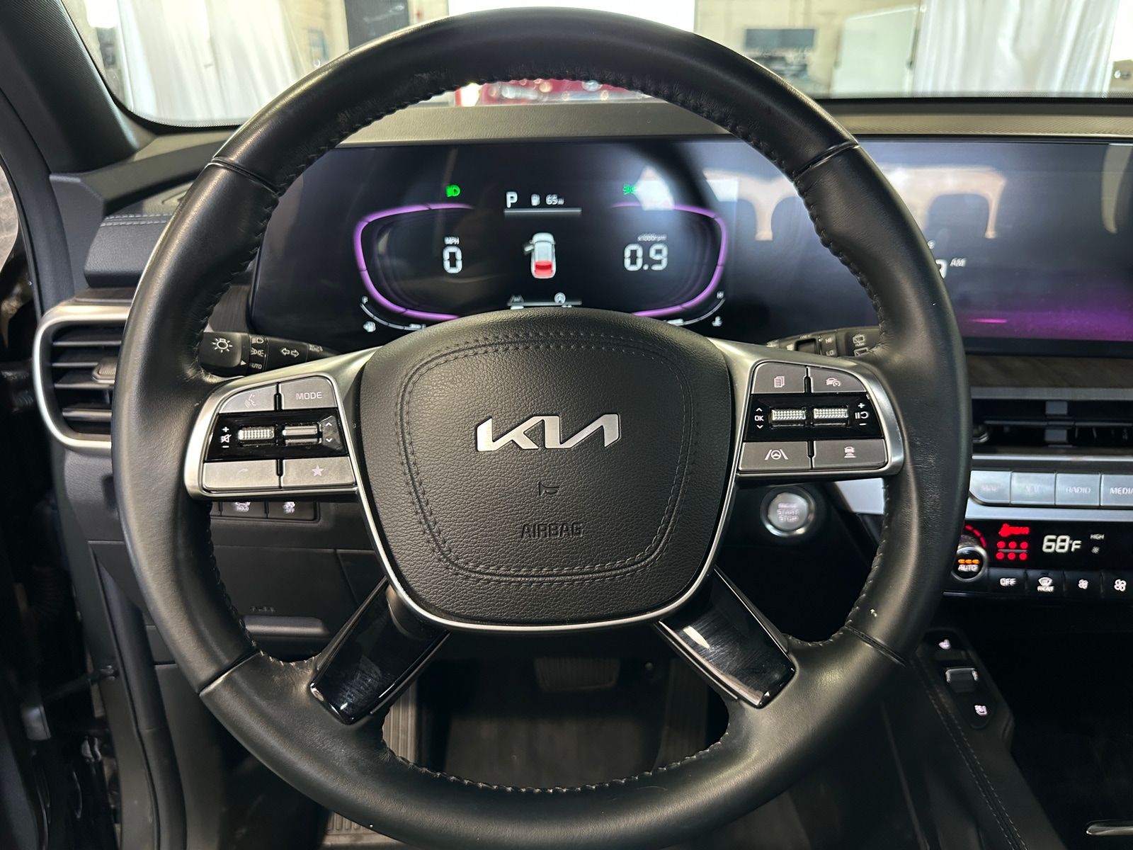 Thumbnail: 2024 Kia Telluride - 4