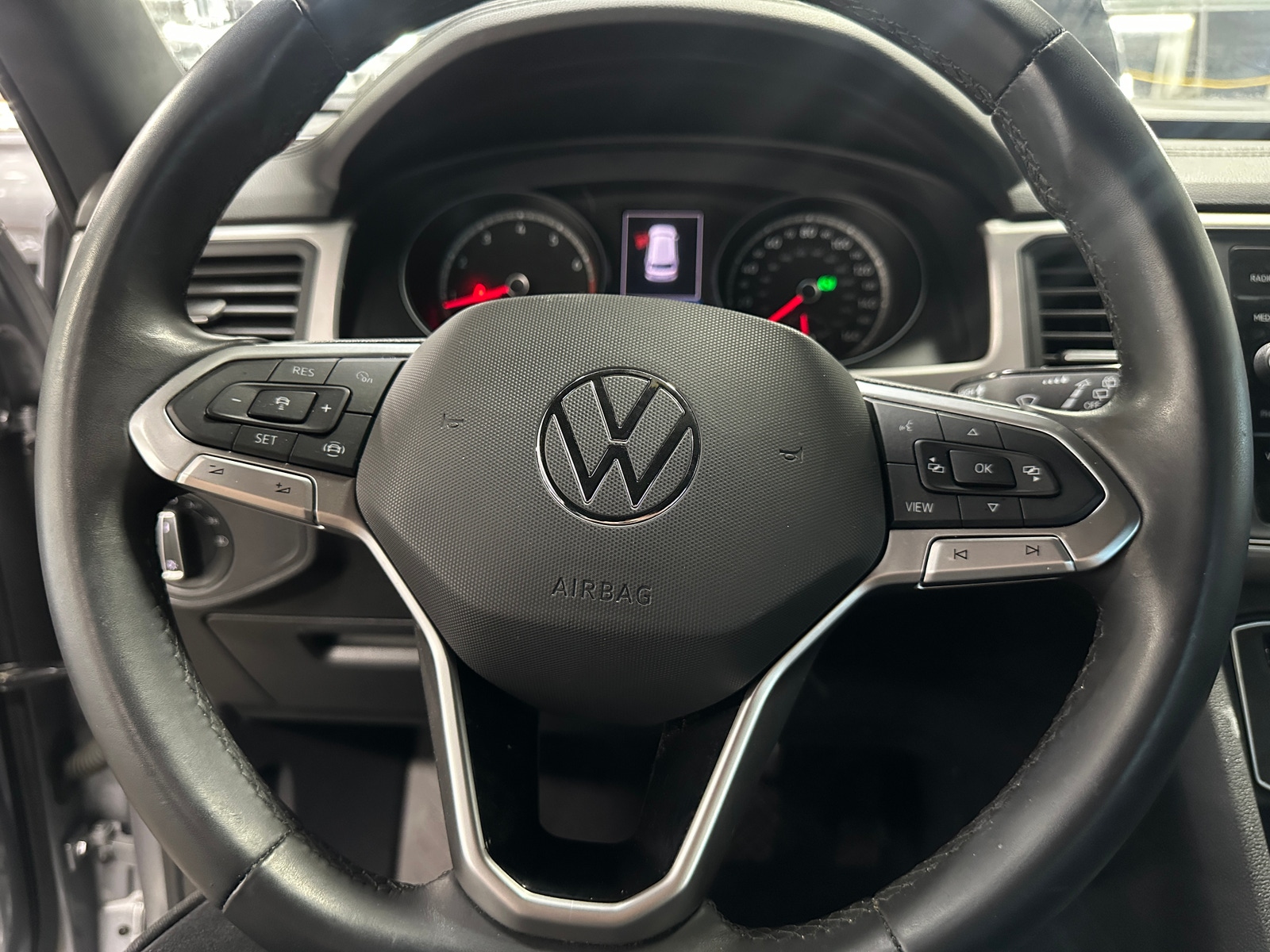Thumbnail: 2020 Volkswagen Atlas - 4