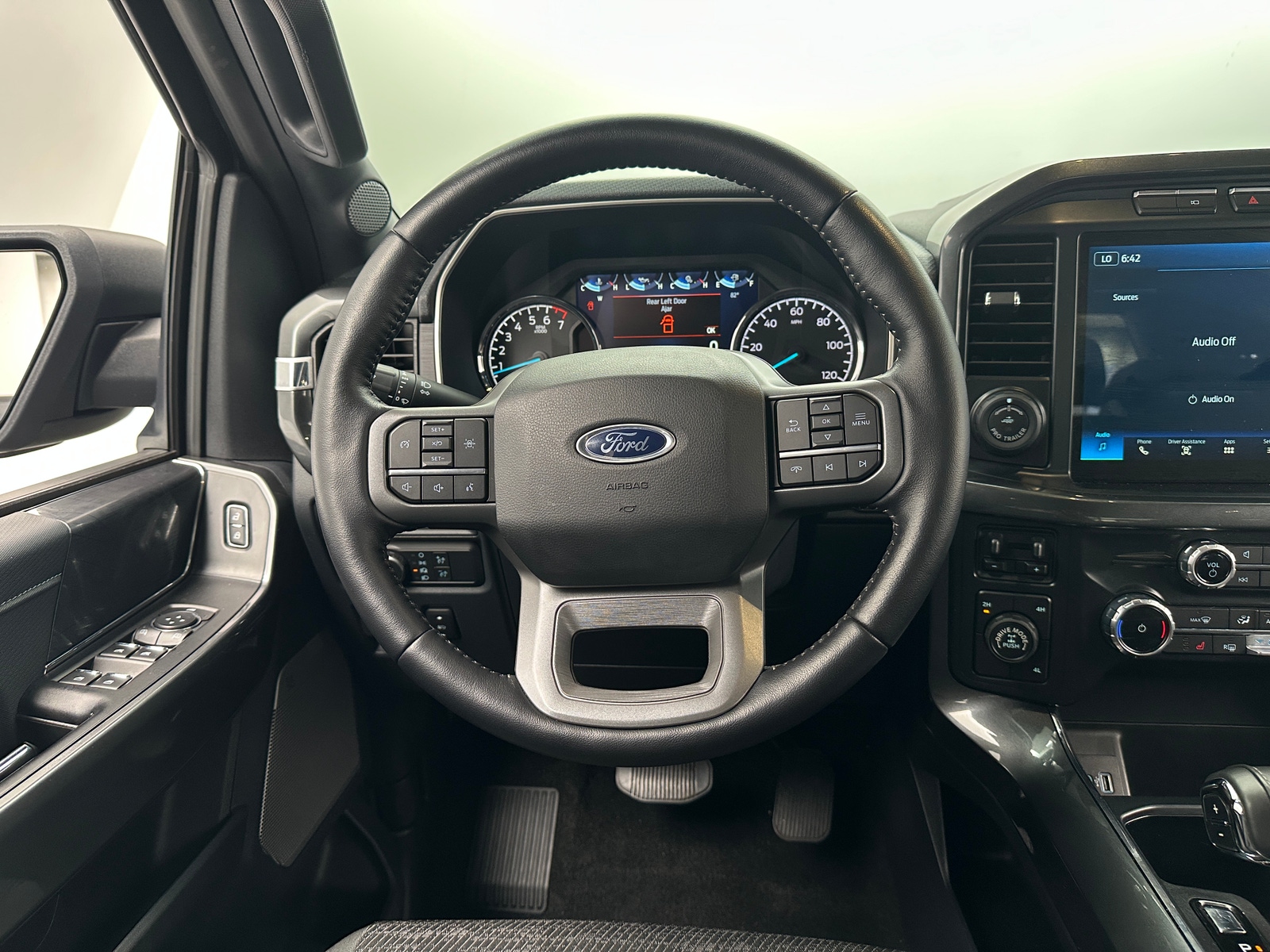 Thumbnail: 2022 Ford Econoline - 5