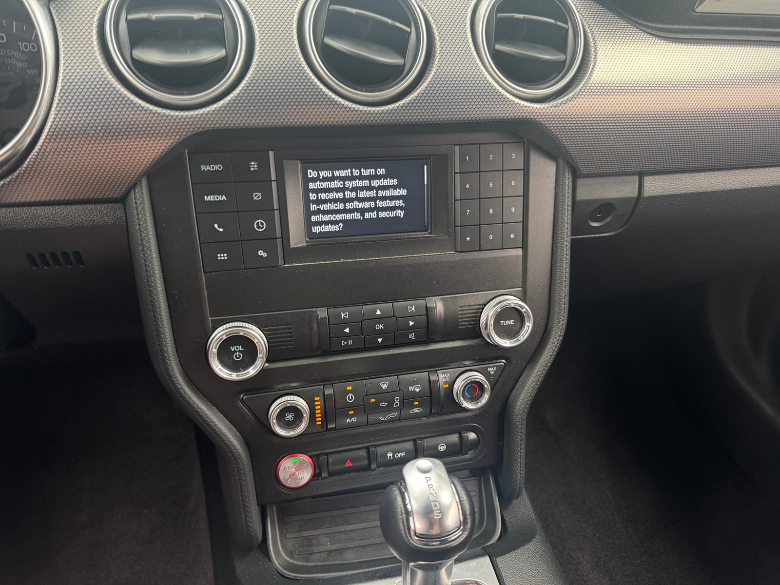 Thumbnail: 2019 Ford Mustang - 3