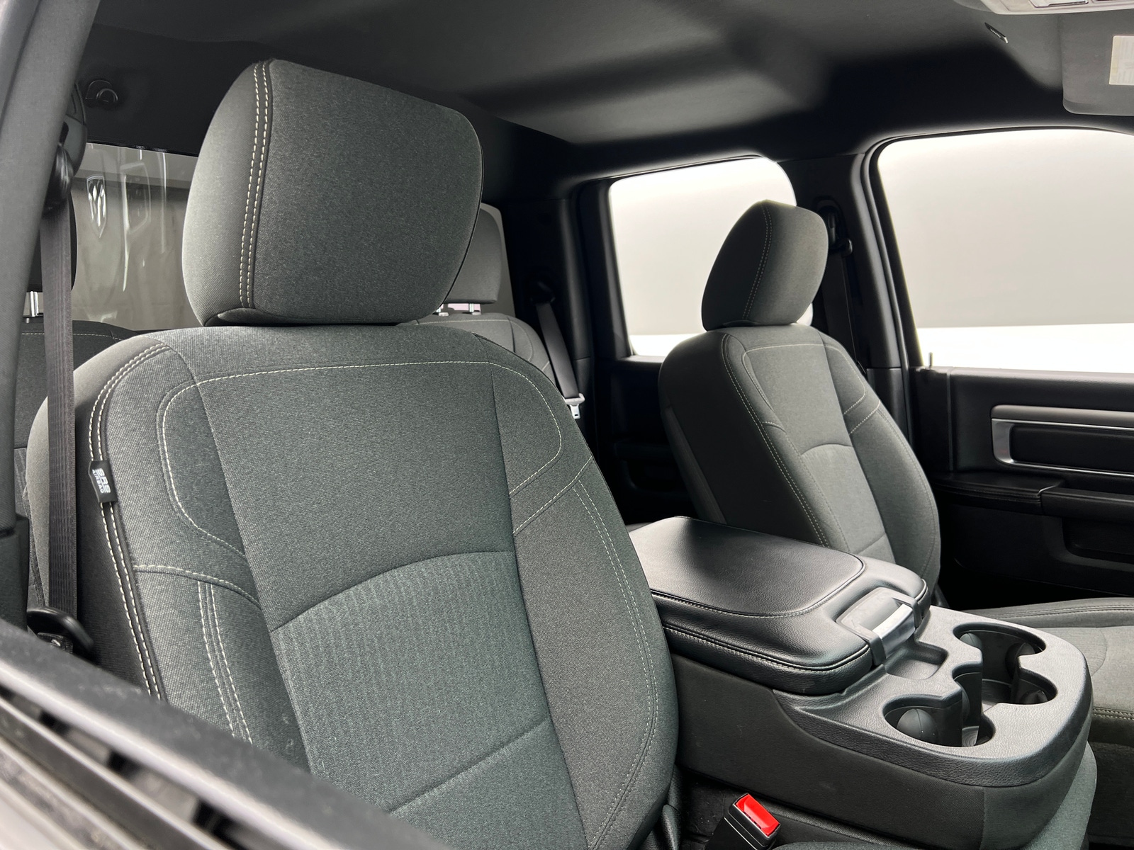 Thumbnail: 2022 RAM 1500 Classic - 2