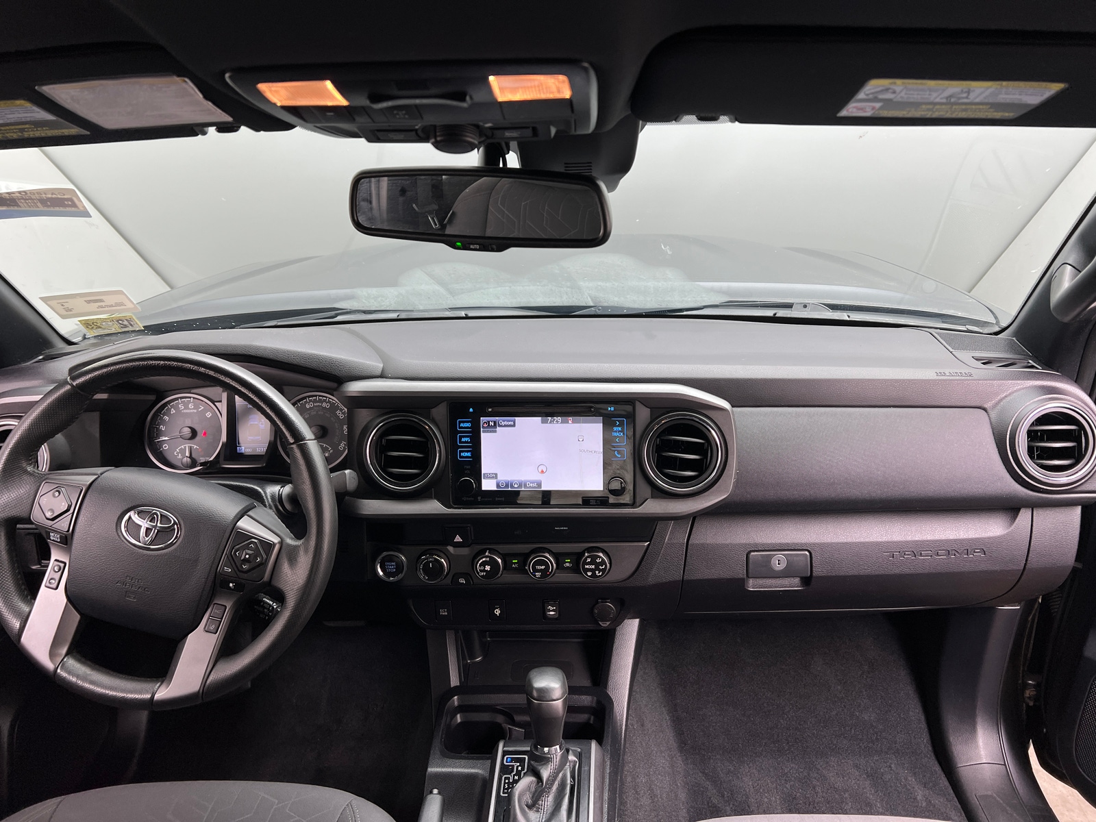 Thumbnail: 2019 Toyota Tacoma - 3