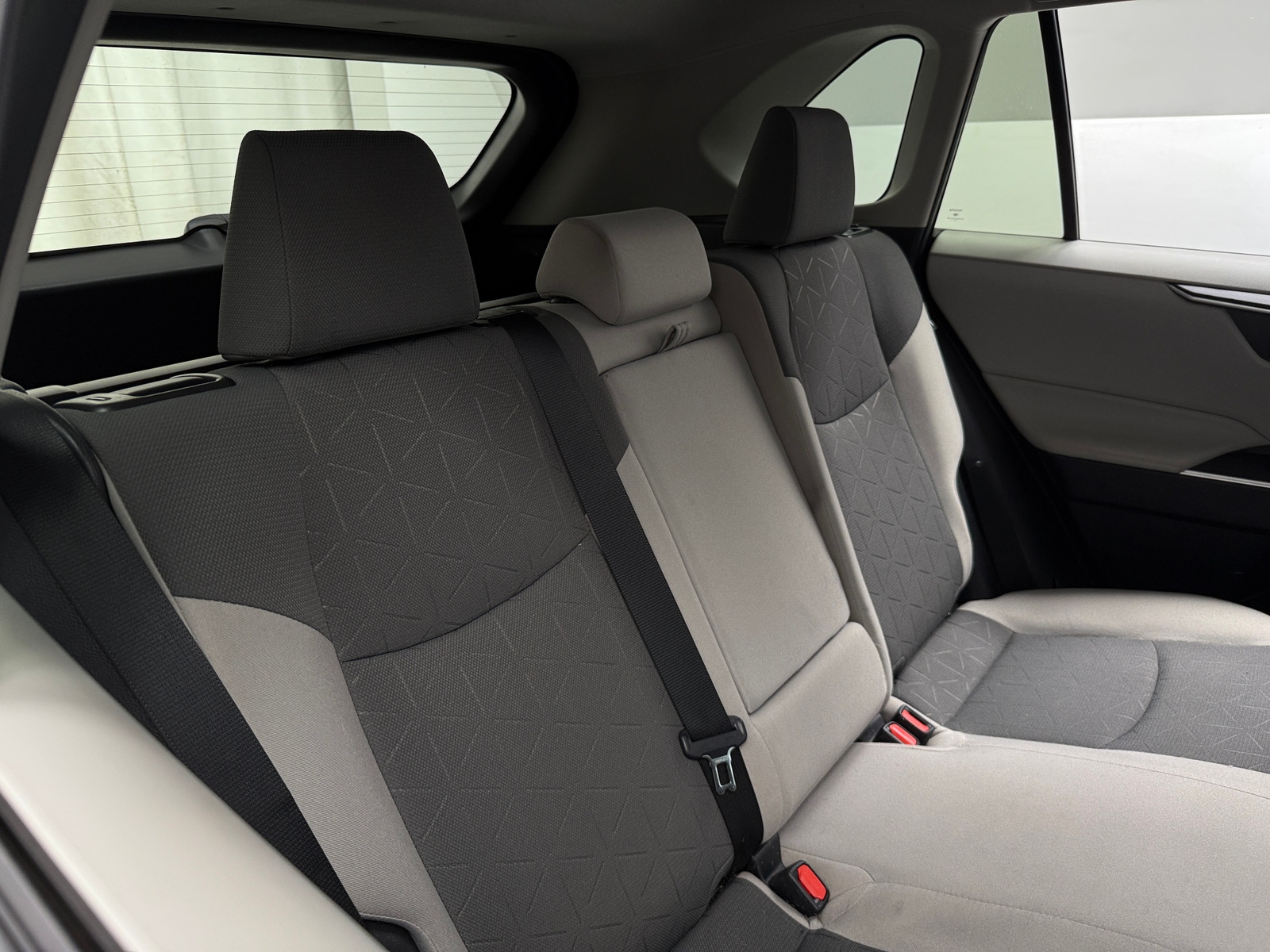 Thumbnail: 2020 Toyota RAV4 - 6