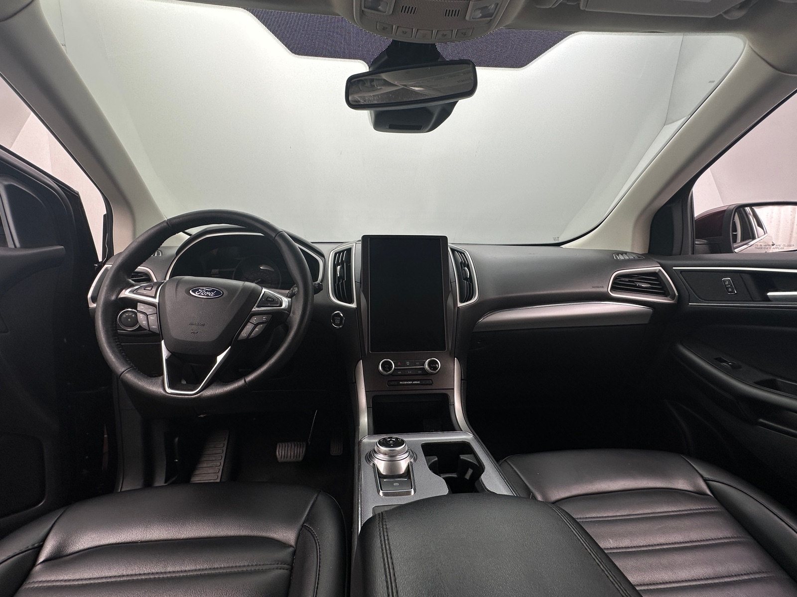 Thumbnail: 2021 Ford Edge - 2