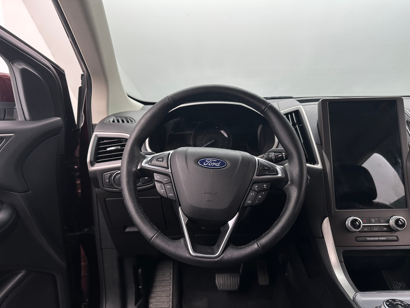 Thumbnail: 2021 Ford Edge - 4