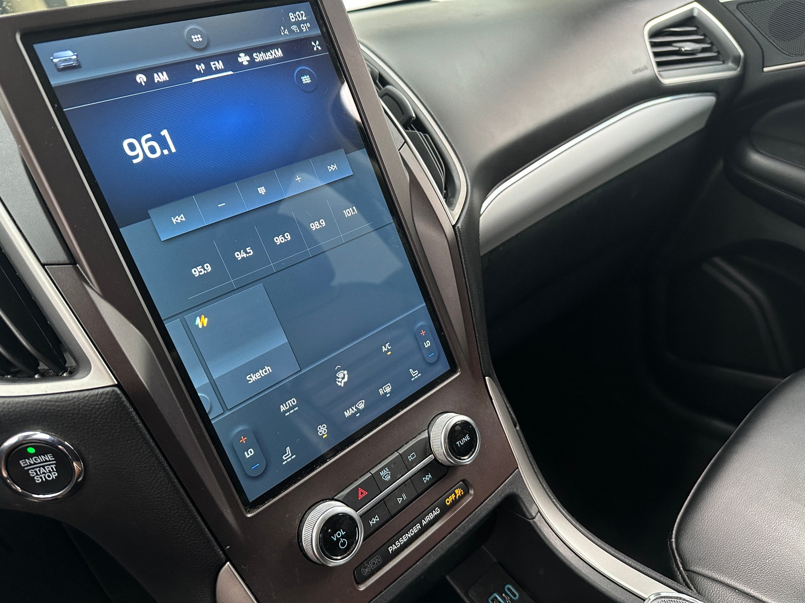 Thumbnail: 2021 Ford Edge - 3