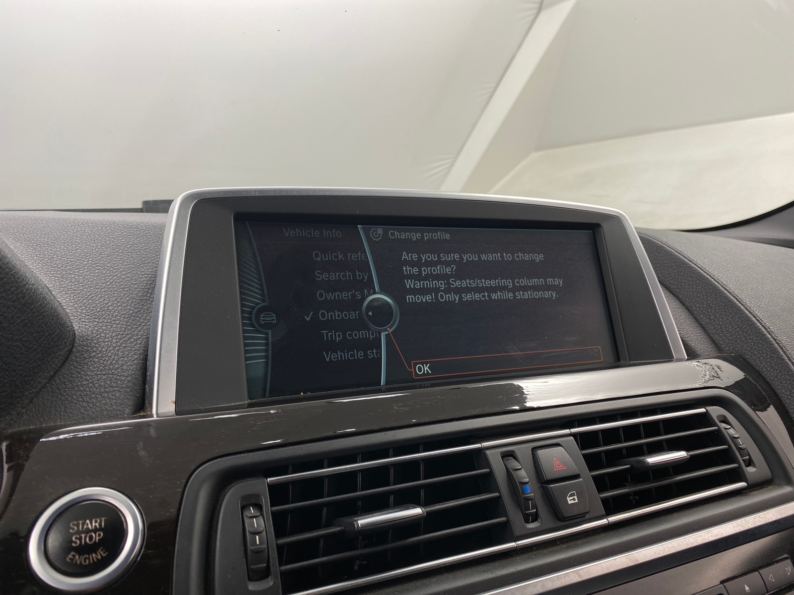Thumbnail: 2012 BMW 6 Series - 3