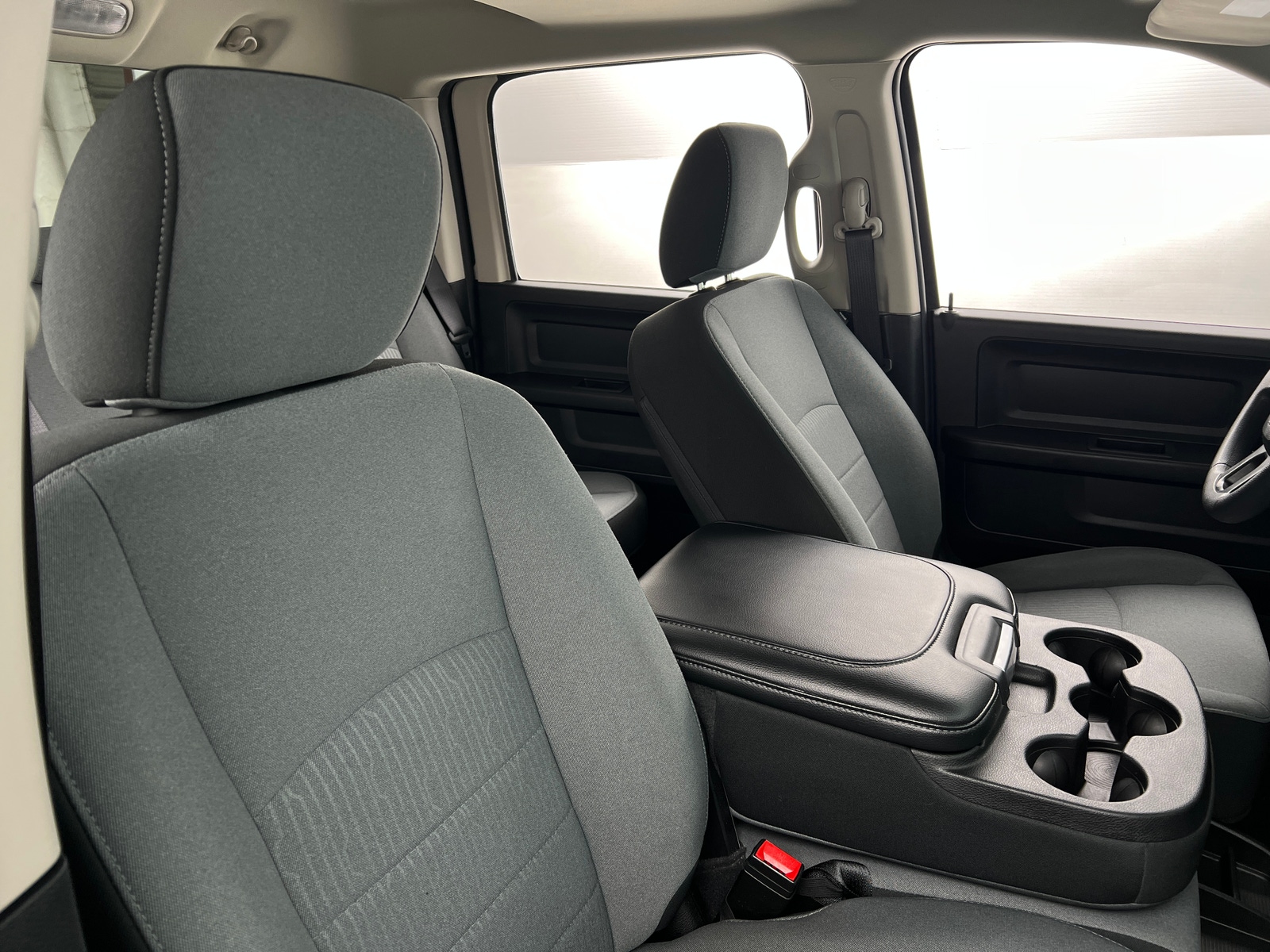 Thumbnail: 2021 RAM 1500 Classic - 2