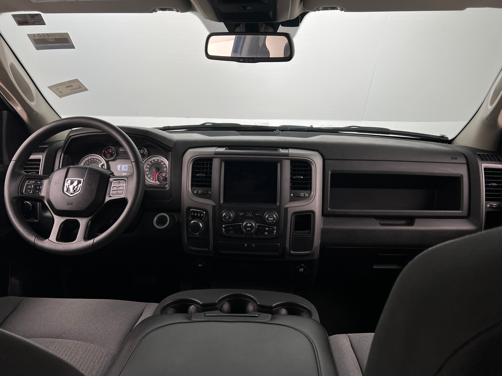 Thumbnail: 2021 RAM 1500 Classic - 3