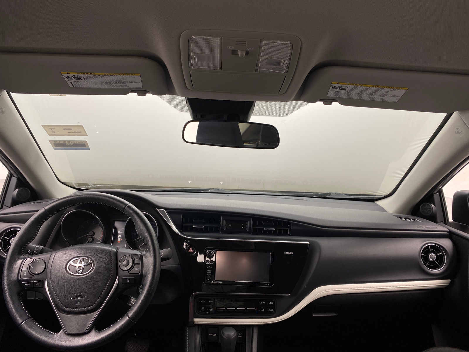 Thumbnail: 2018 Toyota Corolla iM - 3