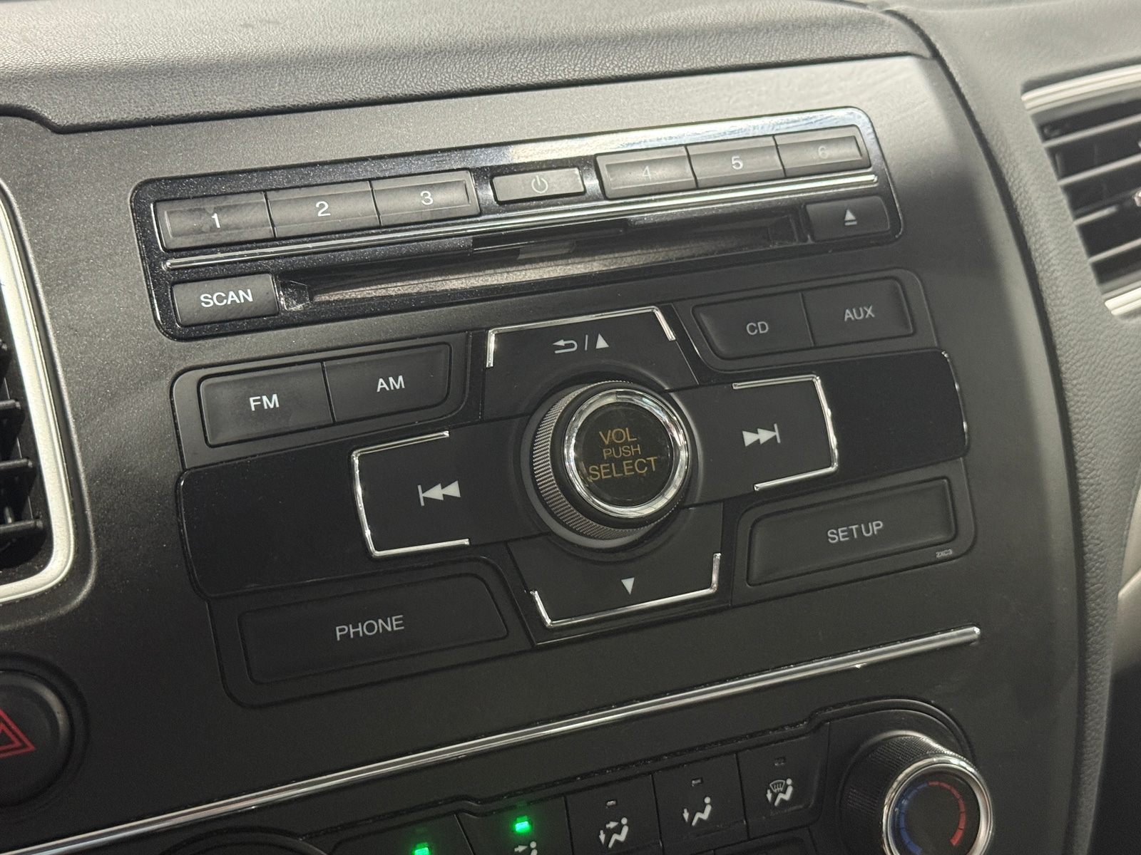 Thumbnail: 2015 Honda Civic - 4