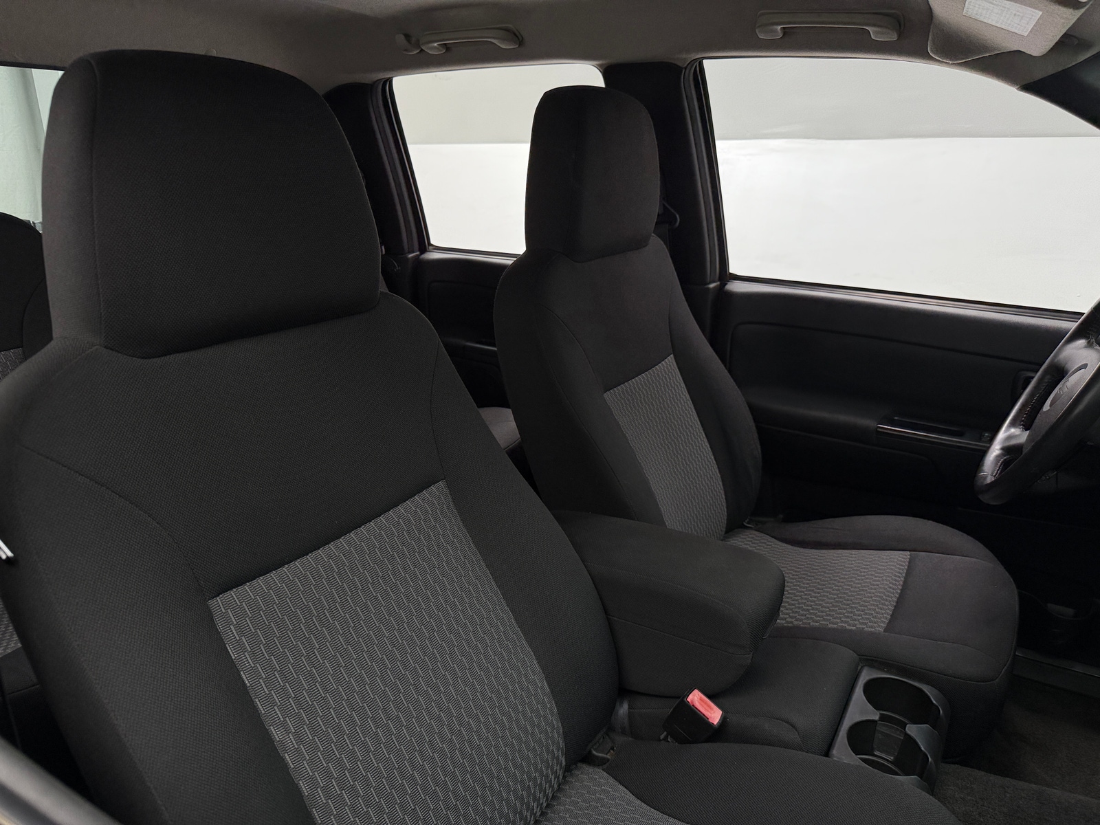 Thumbnail: 2011 Chevrolet Colorado - 2