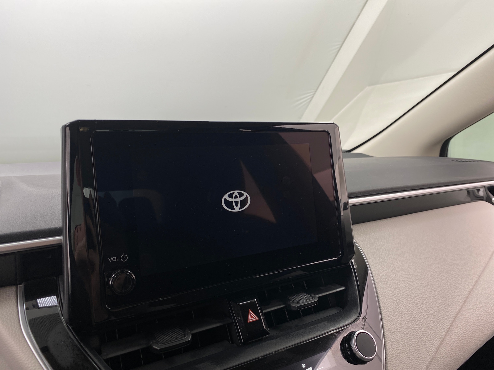 Thumbnail: 2023 Toyota Corolla - 4