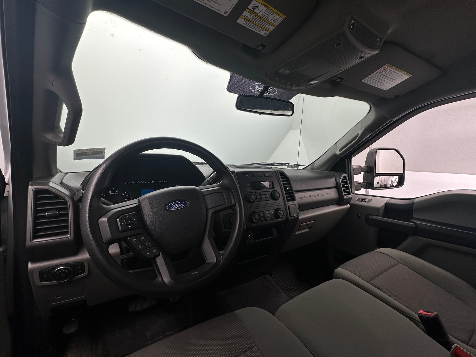 Thumbnail: 2019 Ford Econoline - 3