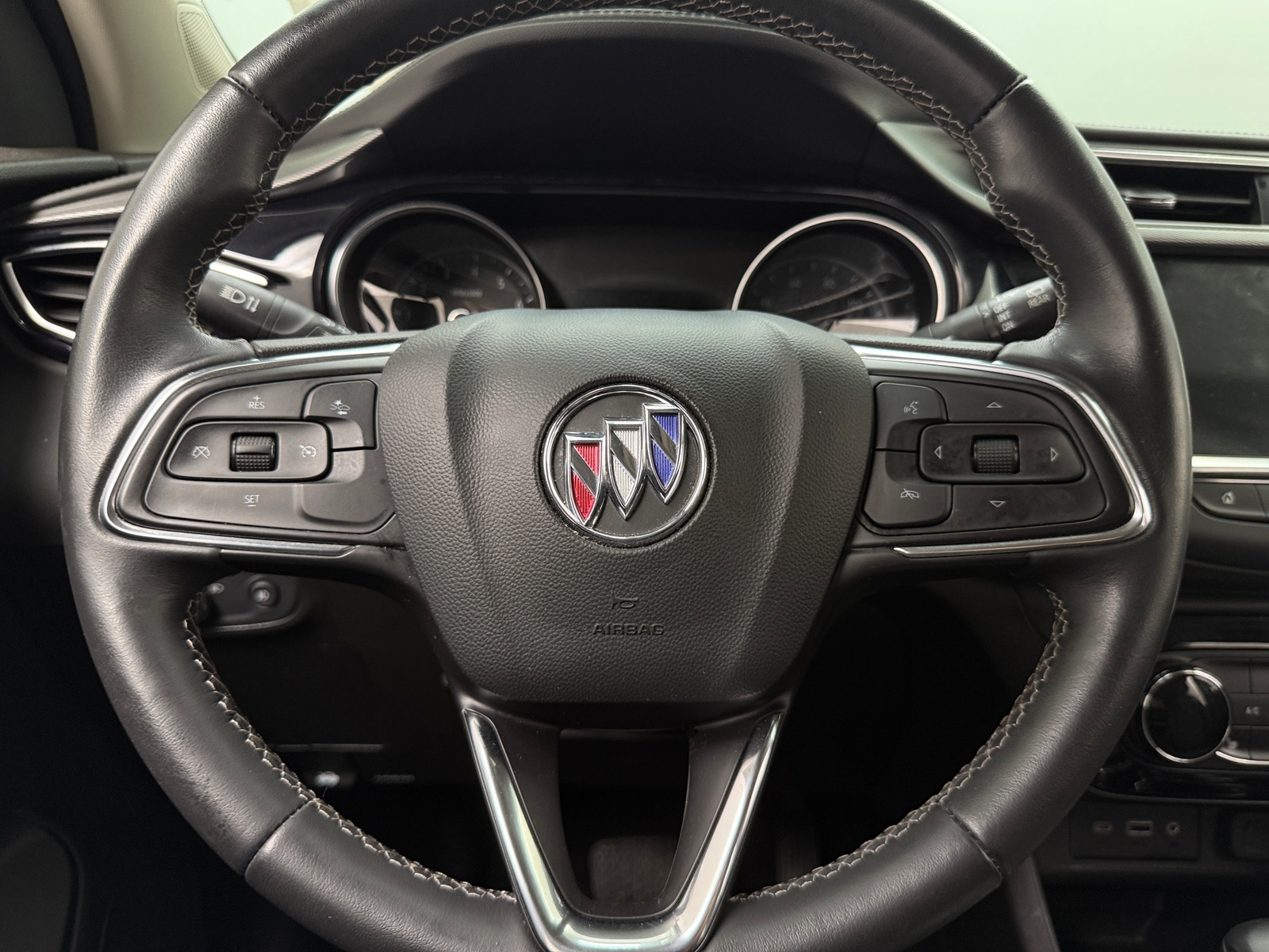 Thumbnail: 2023 Buick Encore GX - 4