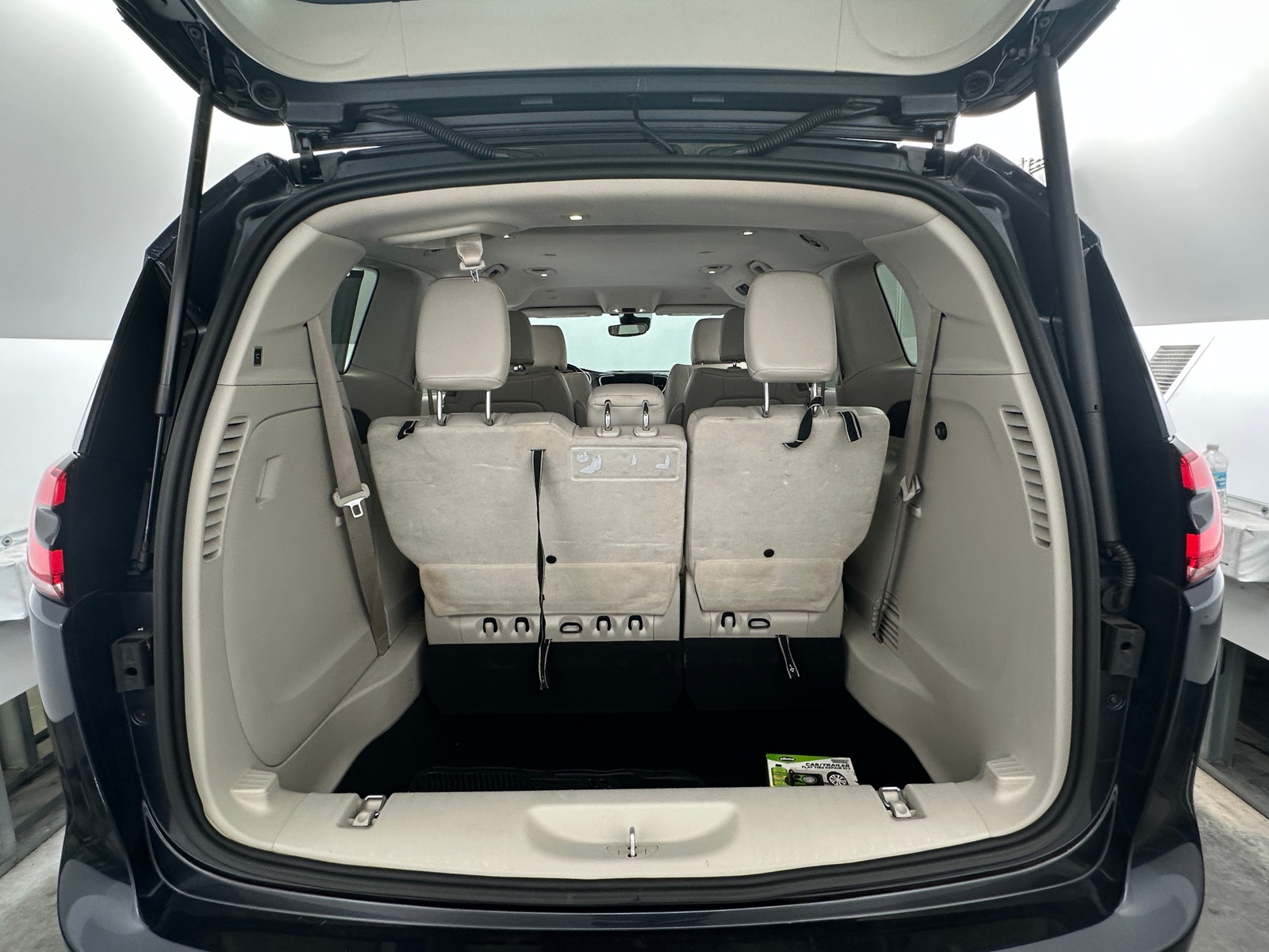 Thumbnail: 2021 Chrysler Pacifica - 6