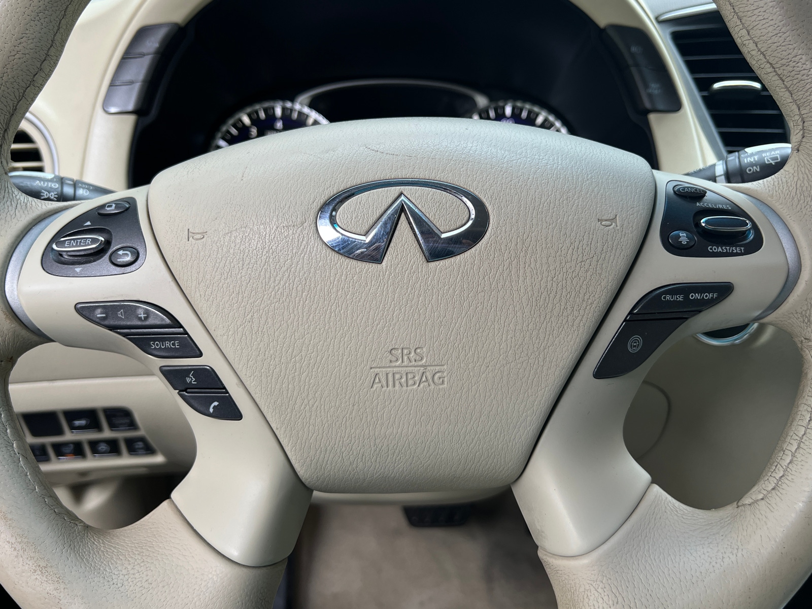 Thumbnail: 2014 INFINITI QX60 - 4