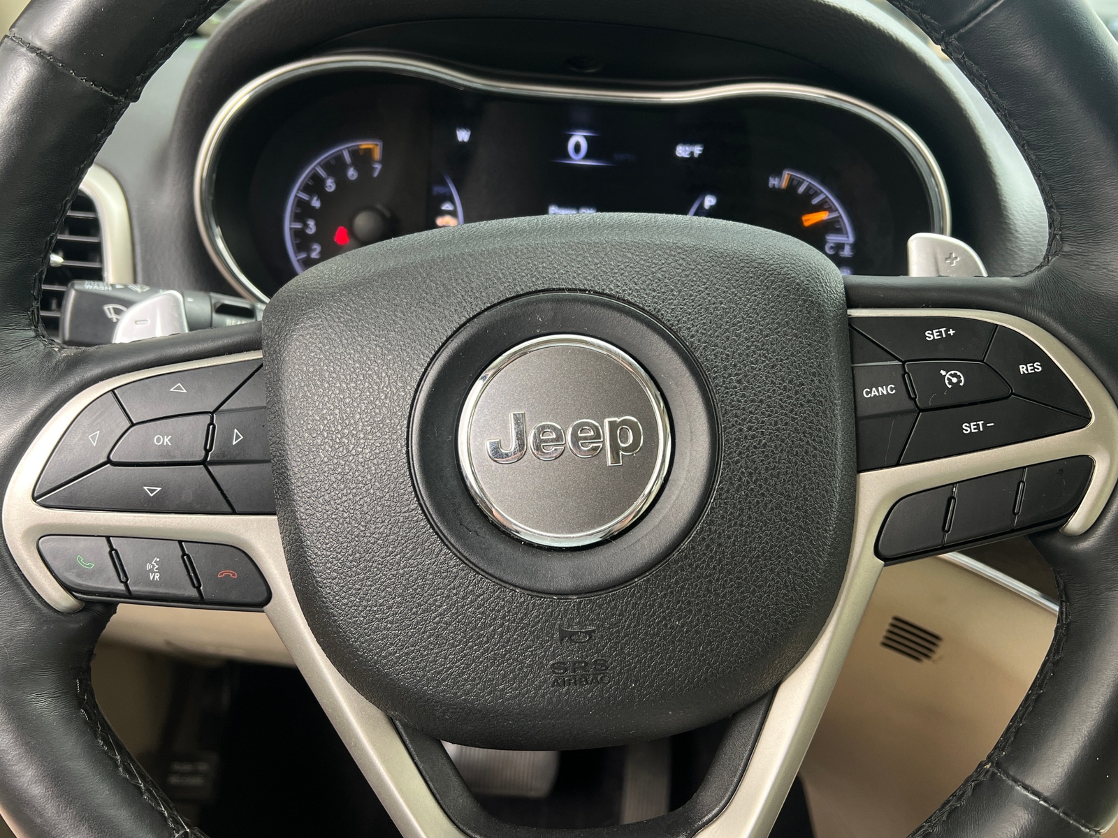Thumbnail: 2017 Jeep Grand Cherokee - 5