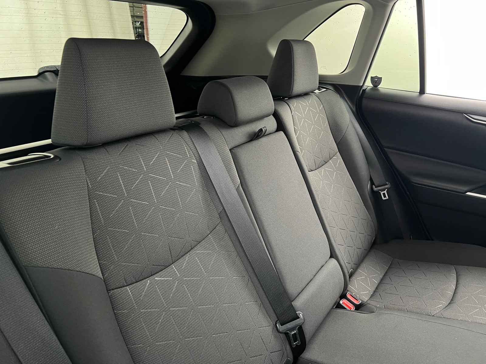 Thumbnail: 2021 Toyota RAV4 - 6