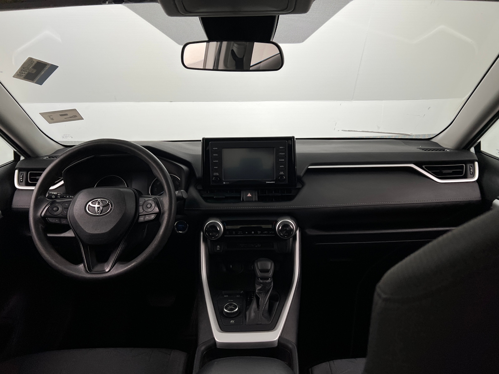 Thumbnail: 2021 Toyota RAV4 - 3