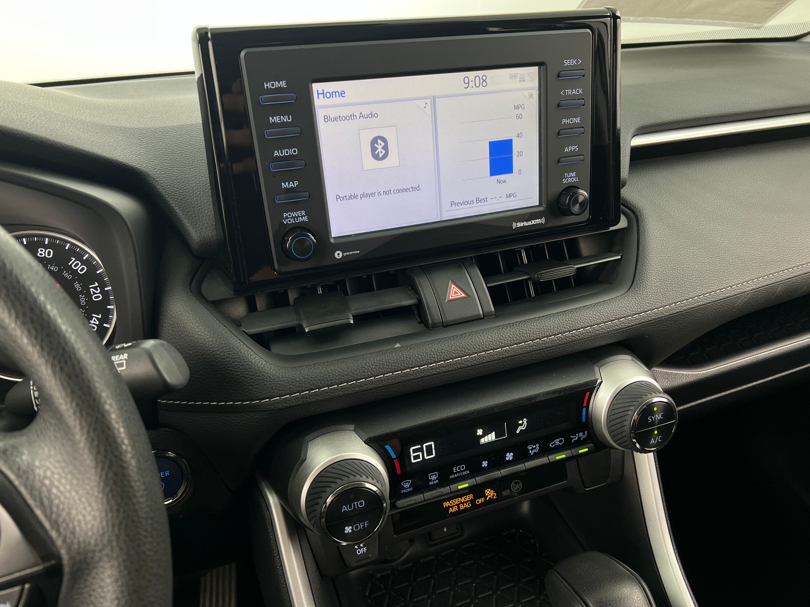 Thumbnail: 2021 Toyota RAV4 - 4