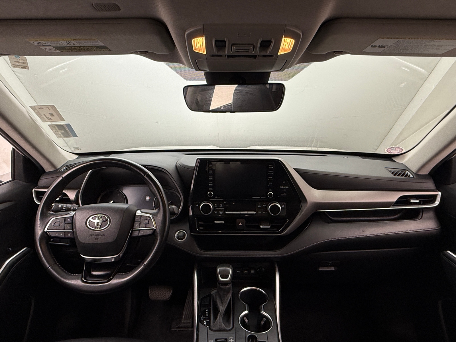 Thumbnail: 2021 Toyota Highlander - 2