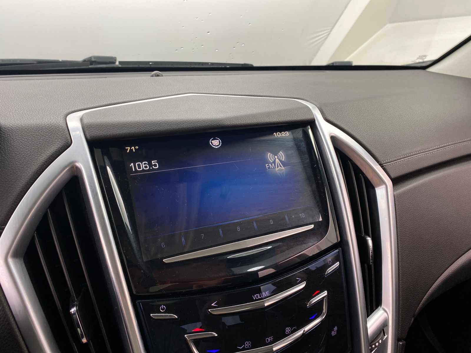 Thumbnail: 2014 Cadillac SRX - 3