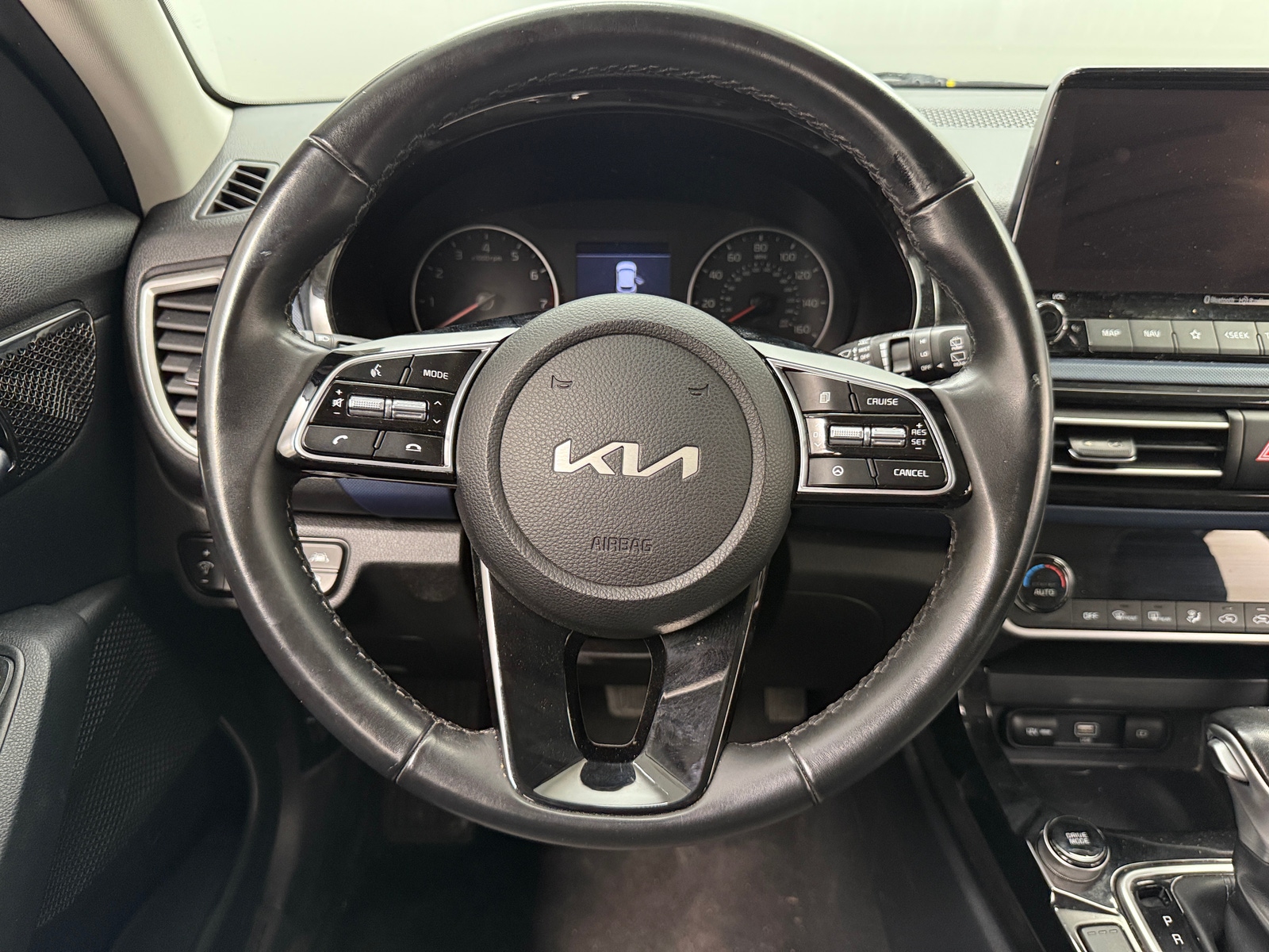 Thumbnail: 2023 Kia Seltos - 5