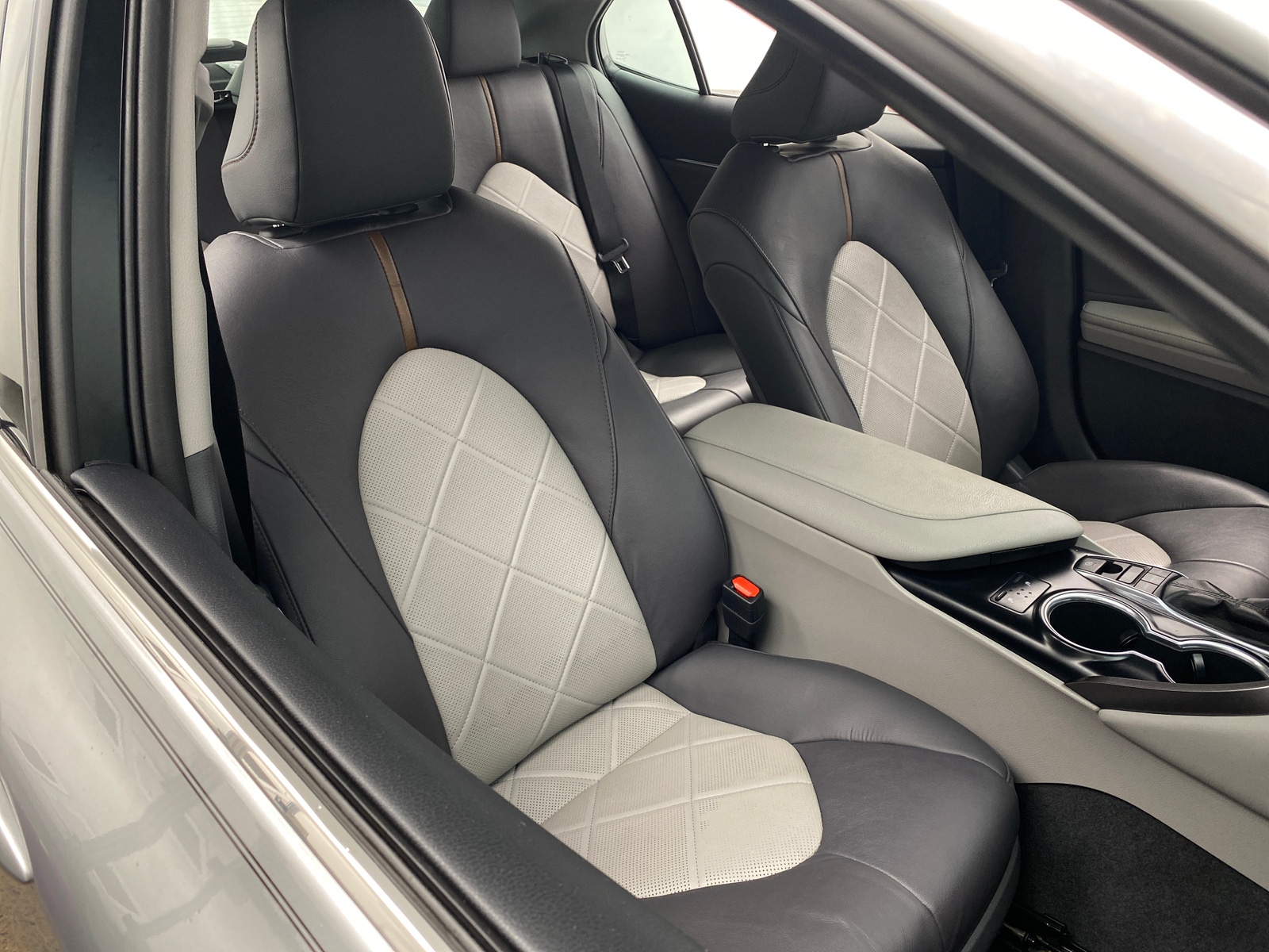 Thumbnail: 2018 Toyota Camry - 2