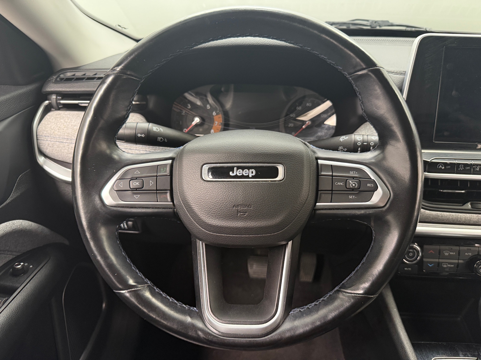 Thumbnail: 2022 Jeep Compass - 4