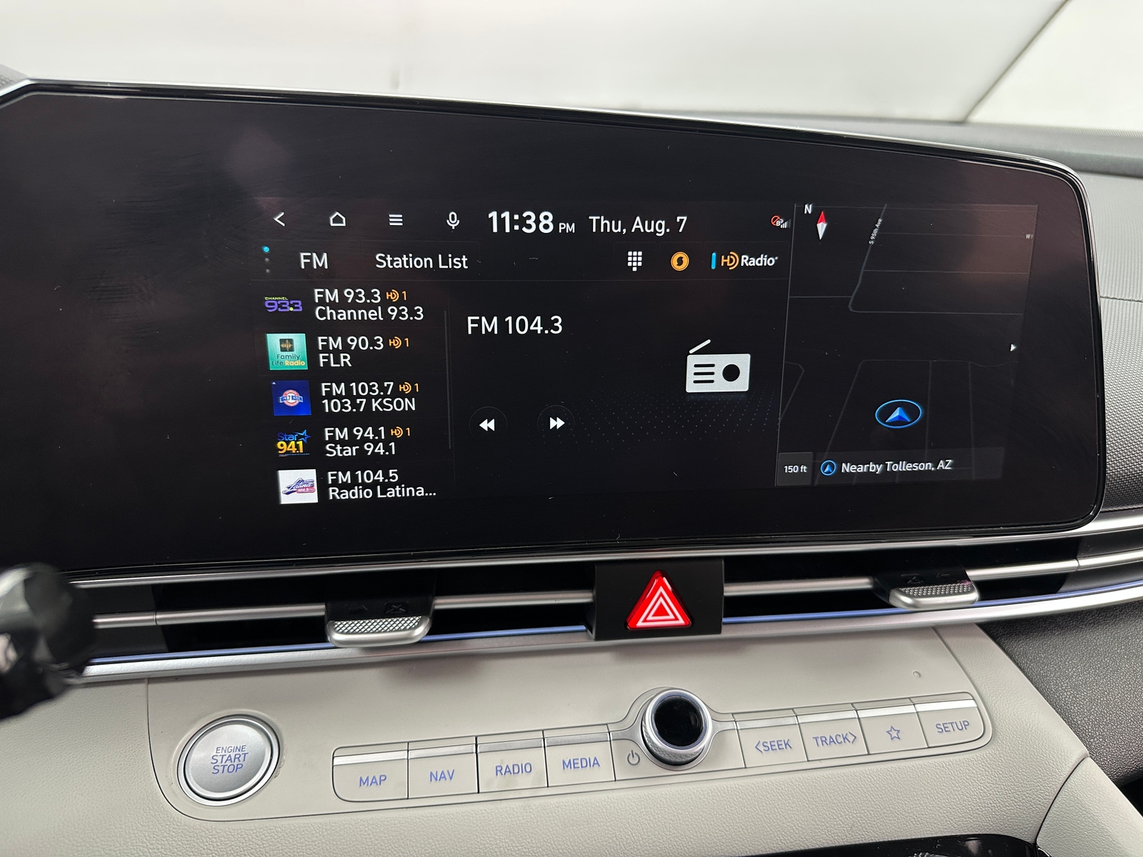 Thumbnail: 2023 Hyundai Elantra - 3