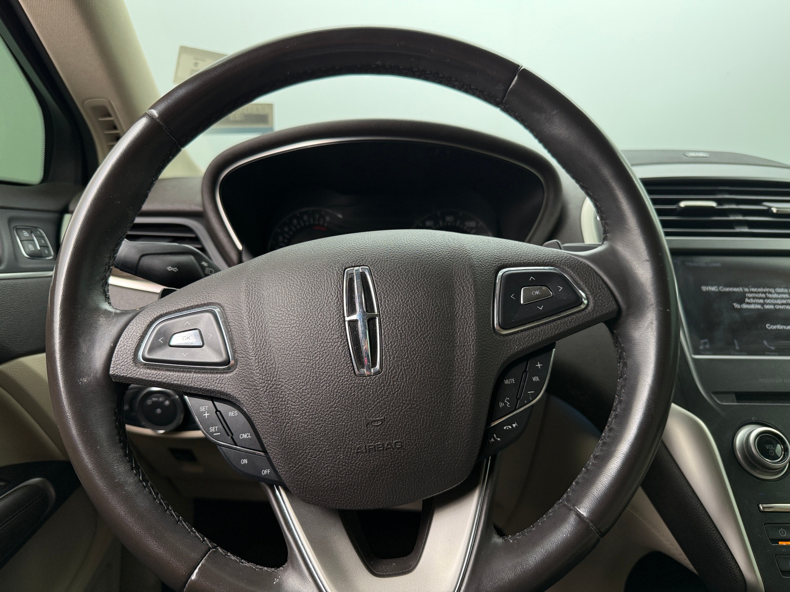 Thumbnail: 2019 Lincoln MKC - 4