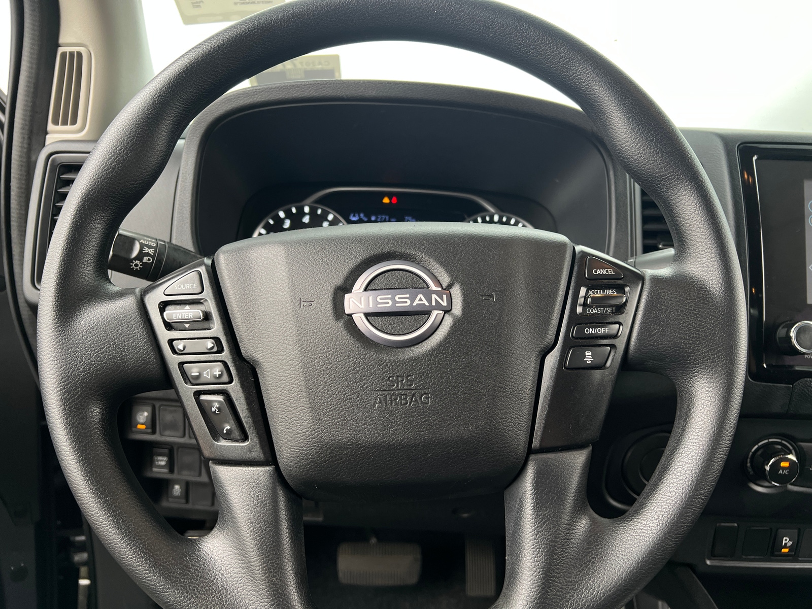 Thumbnail: 2022 Nissan Frontier - 5