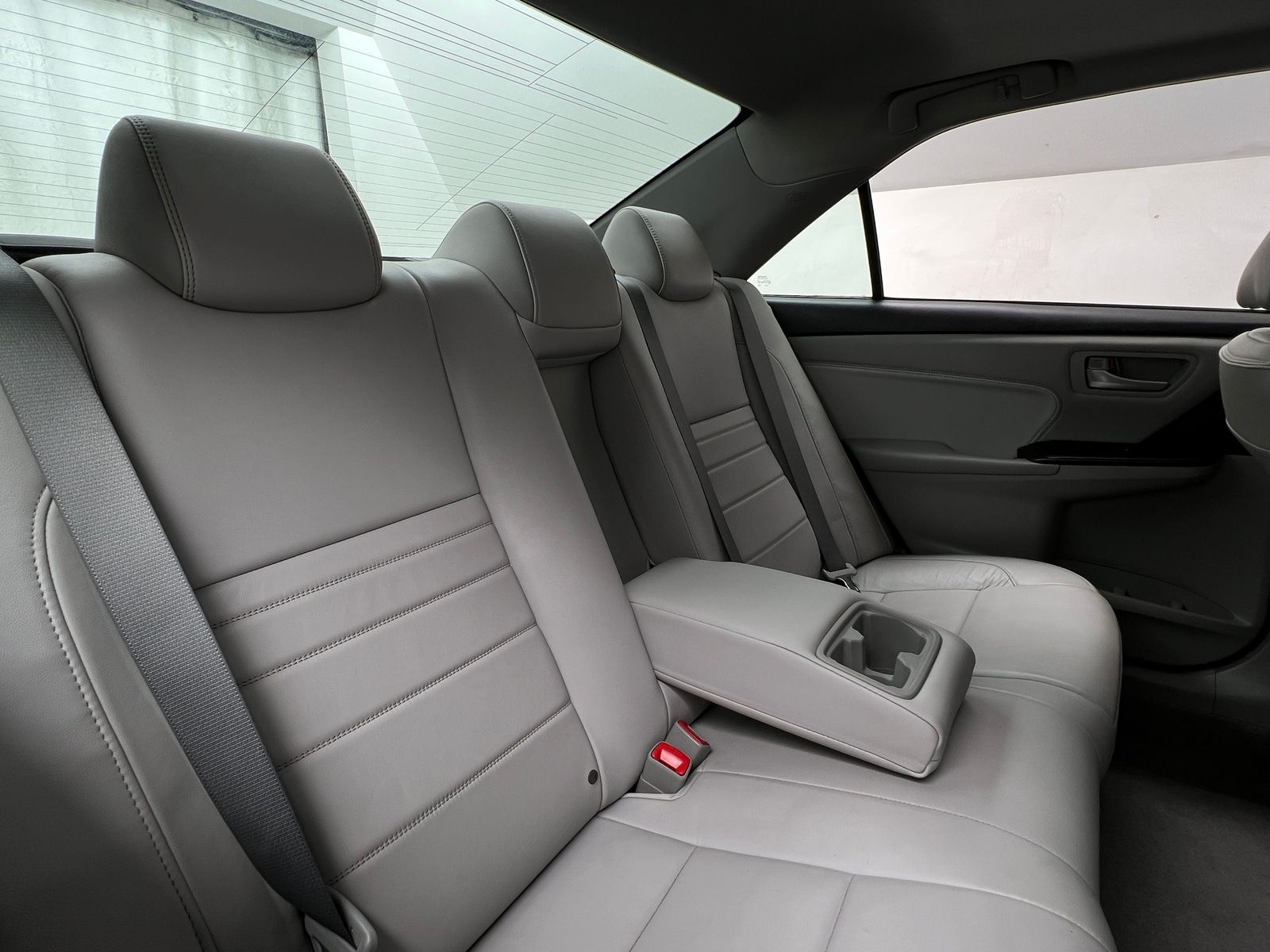 Thumbnail: 2017 Toyota Camry - 6