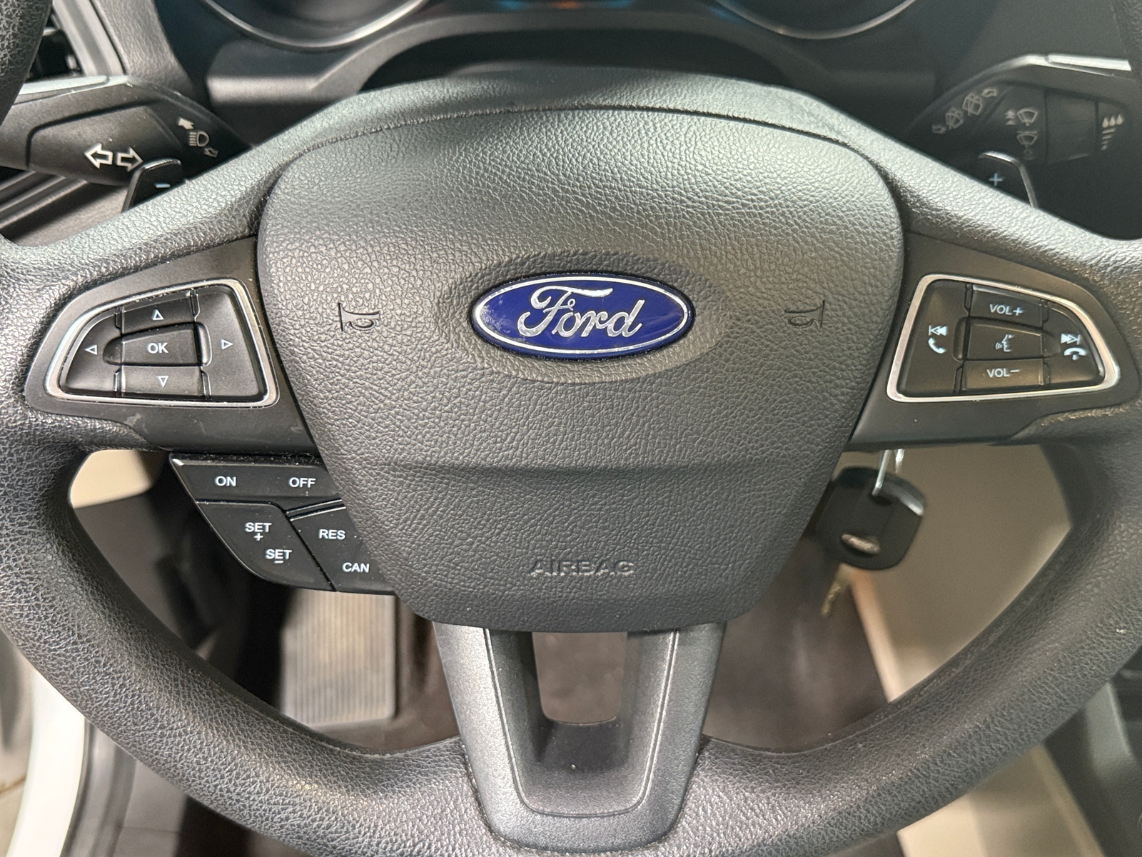 Thumbnail: 2017 Ford Escape - 5