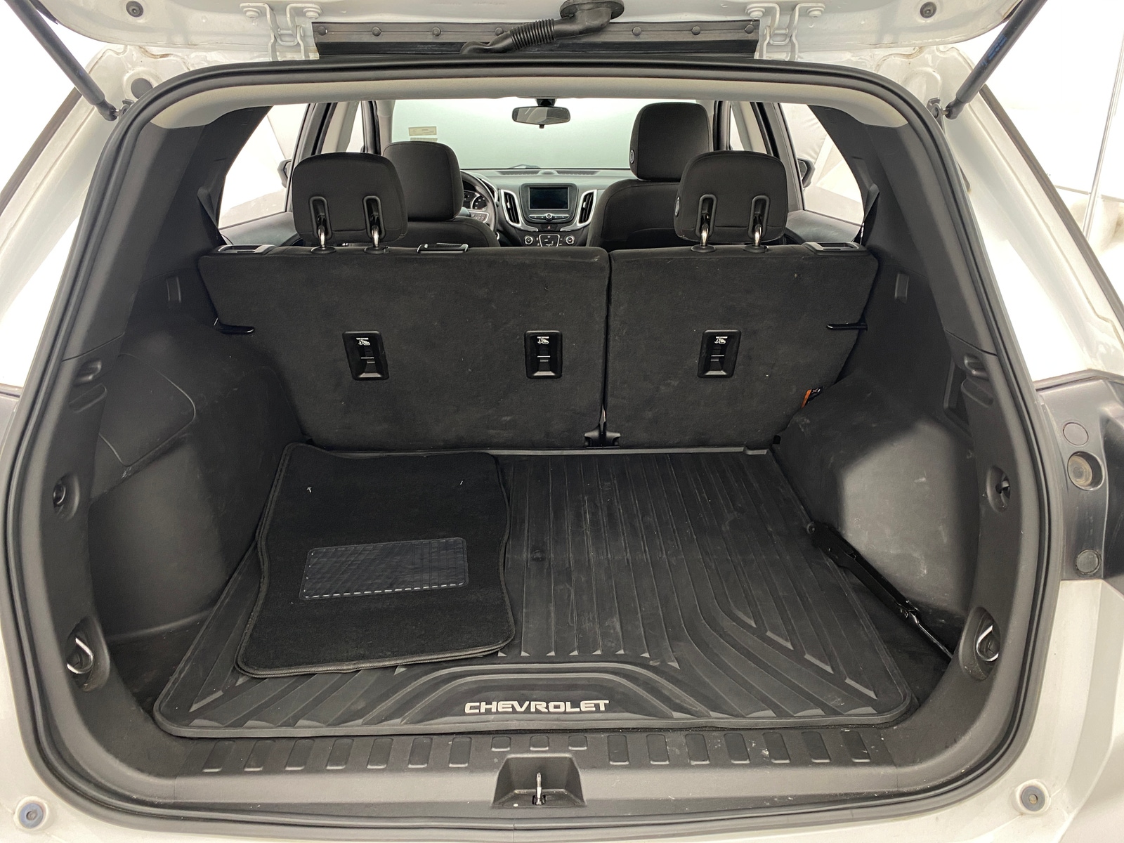 Thumbnail: 2019 Chevrolet Equinox - 7