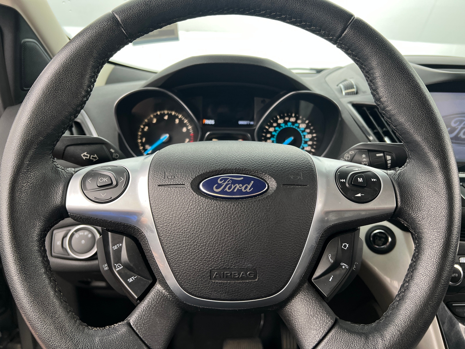 Thumbnail: 2013 Ford Escape - 4