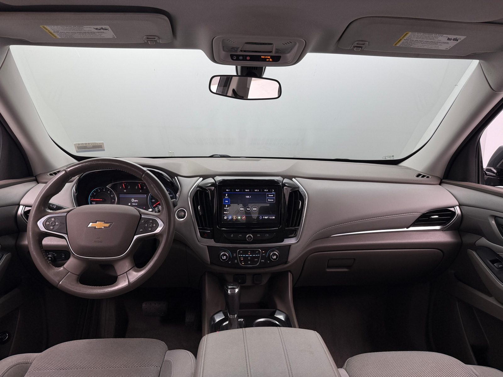 Thumbnail: 2020 Chevrolet Traverse - 3