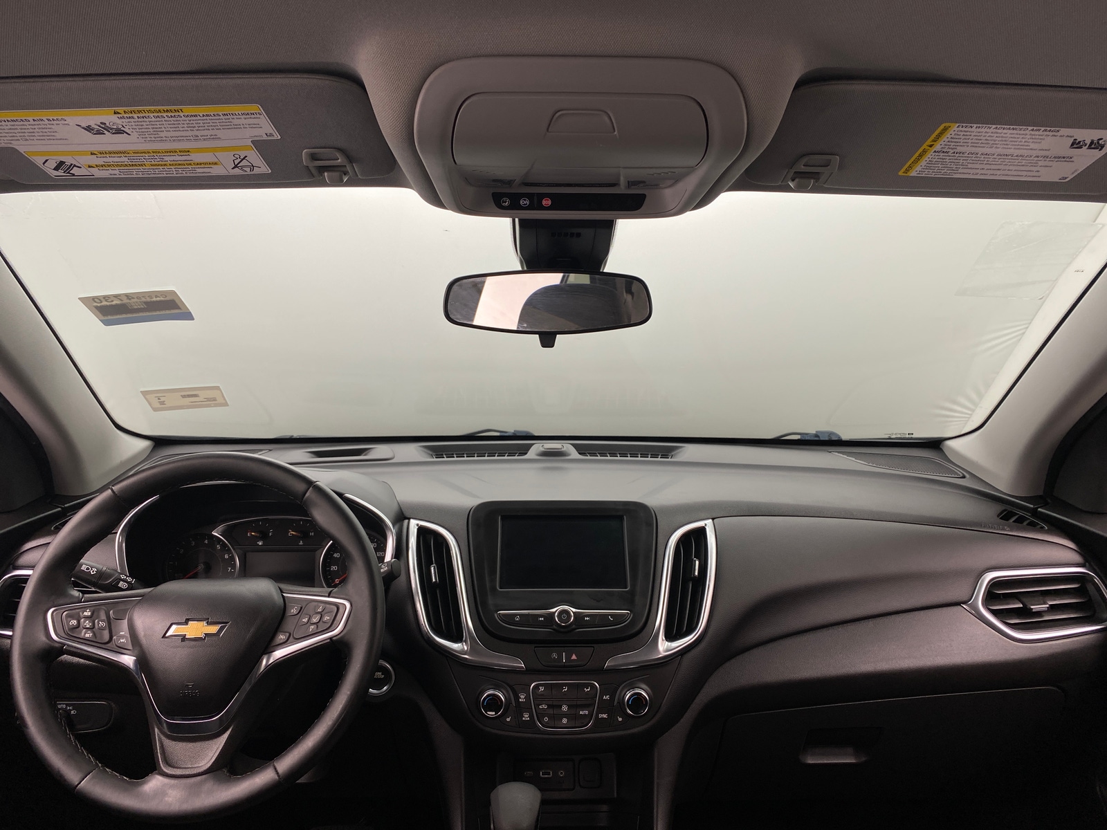 Thumbnail: 2023 Chevrolet Equinox - 3