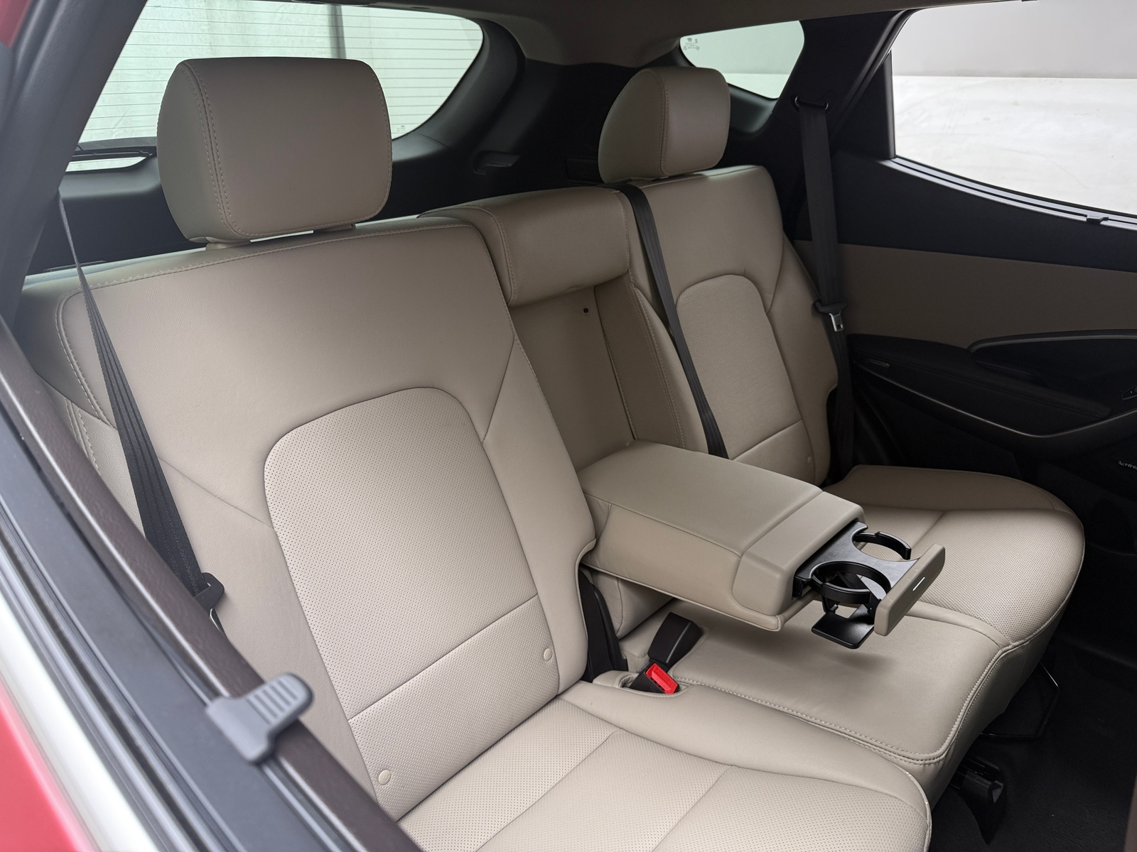 Thumbnail: 2017 Hyundai Santa Fe - 5