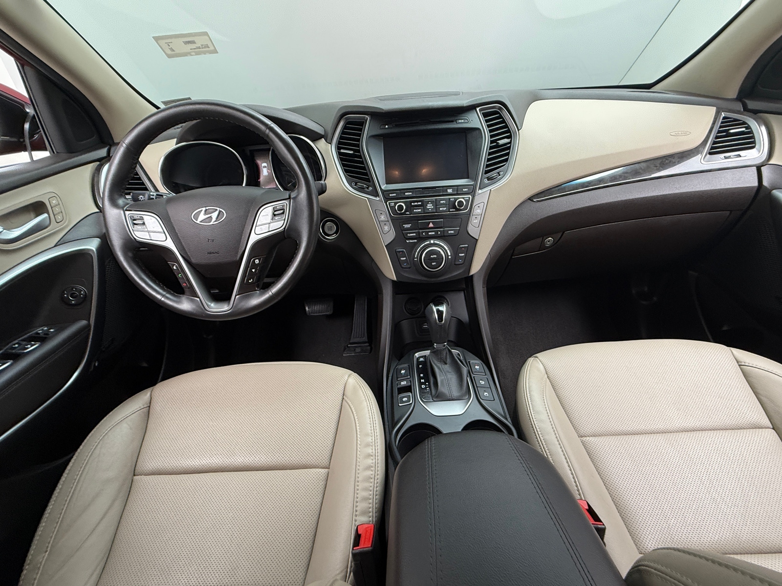 Thumbnail: 2017 Hyundai Santa Fe - 2