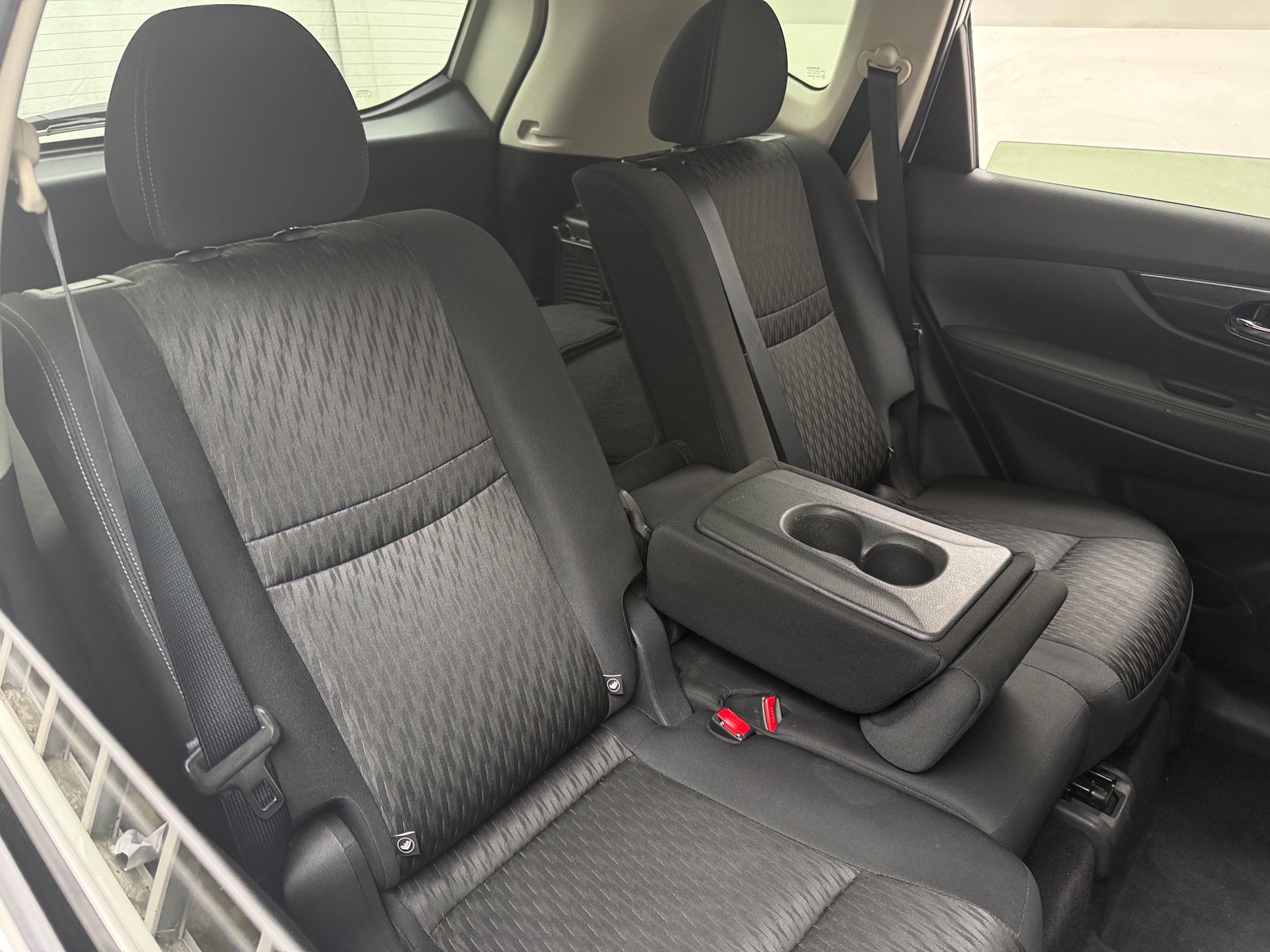 Thumbnail: 2017 Nissan Rogue - 6