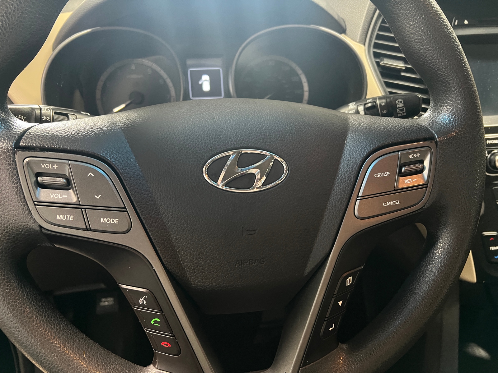 Thumbnail: 2018 Hyundai Santa Fe - 5