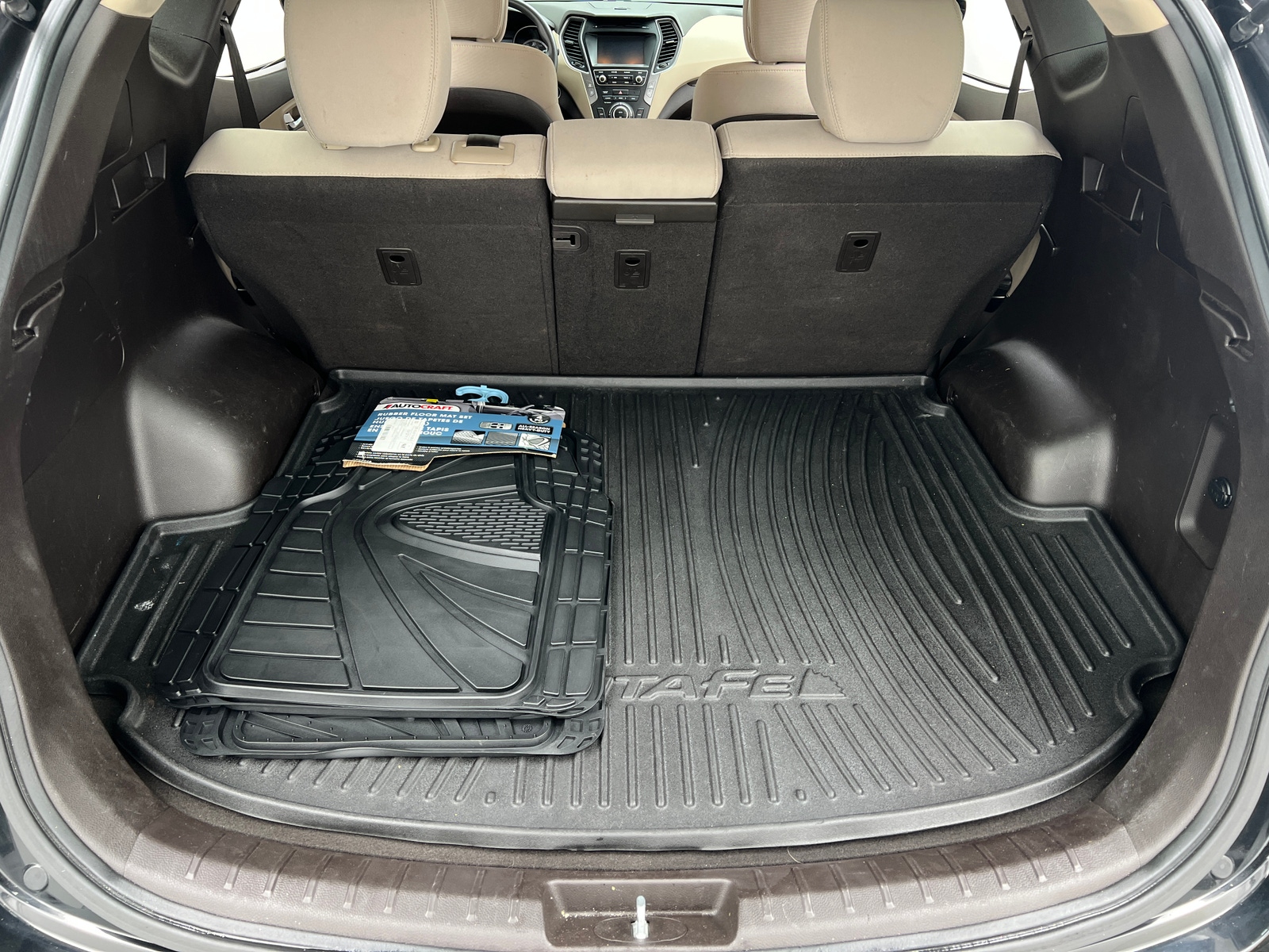 Thumbnail: 2018 Hyundai Santa Fe - 7