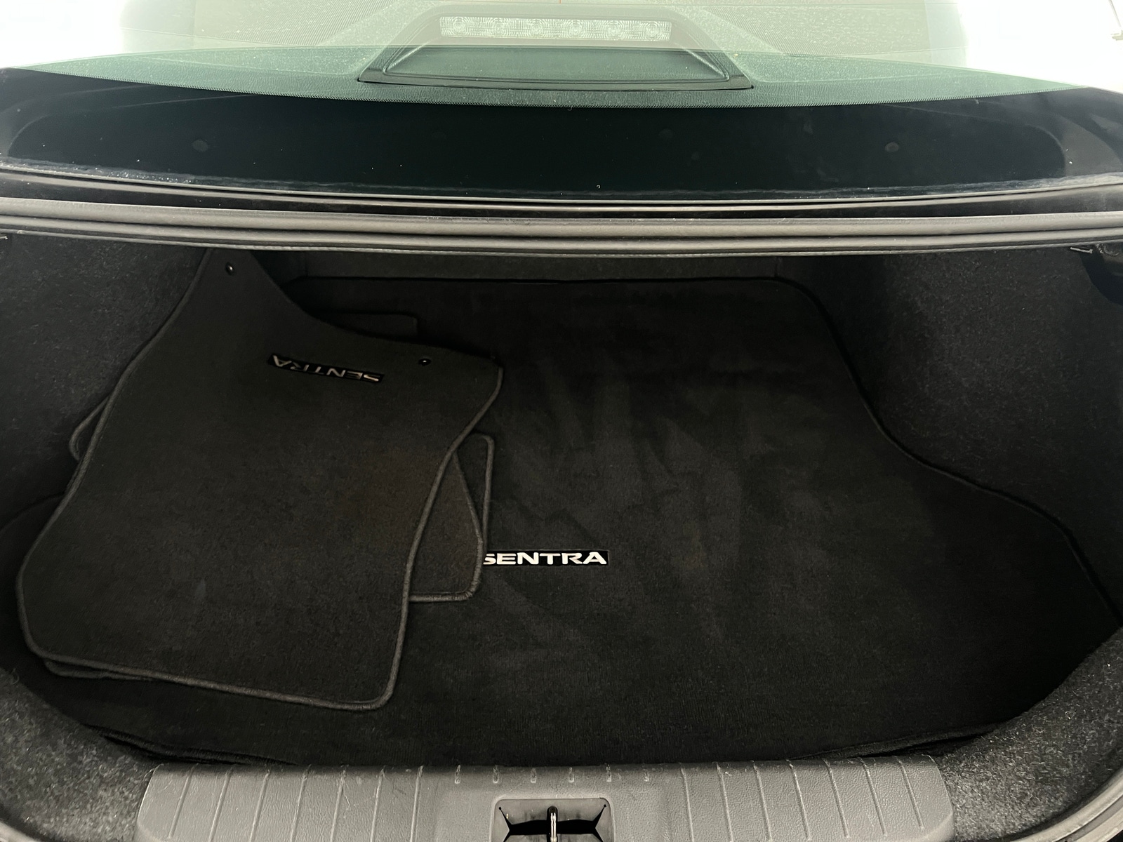 Thumbnail: 2021 Nissan Sentra - 7