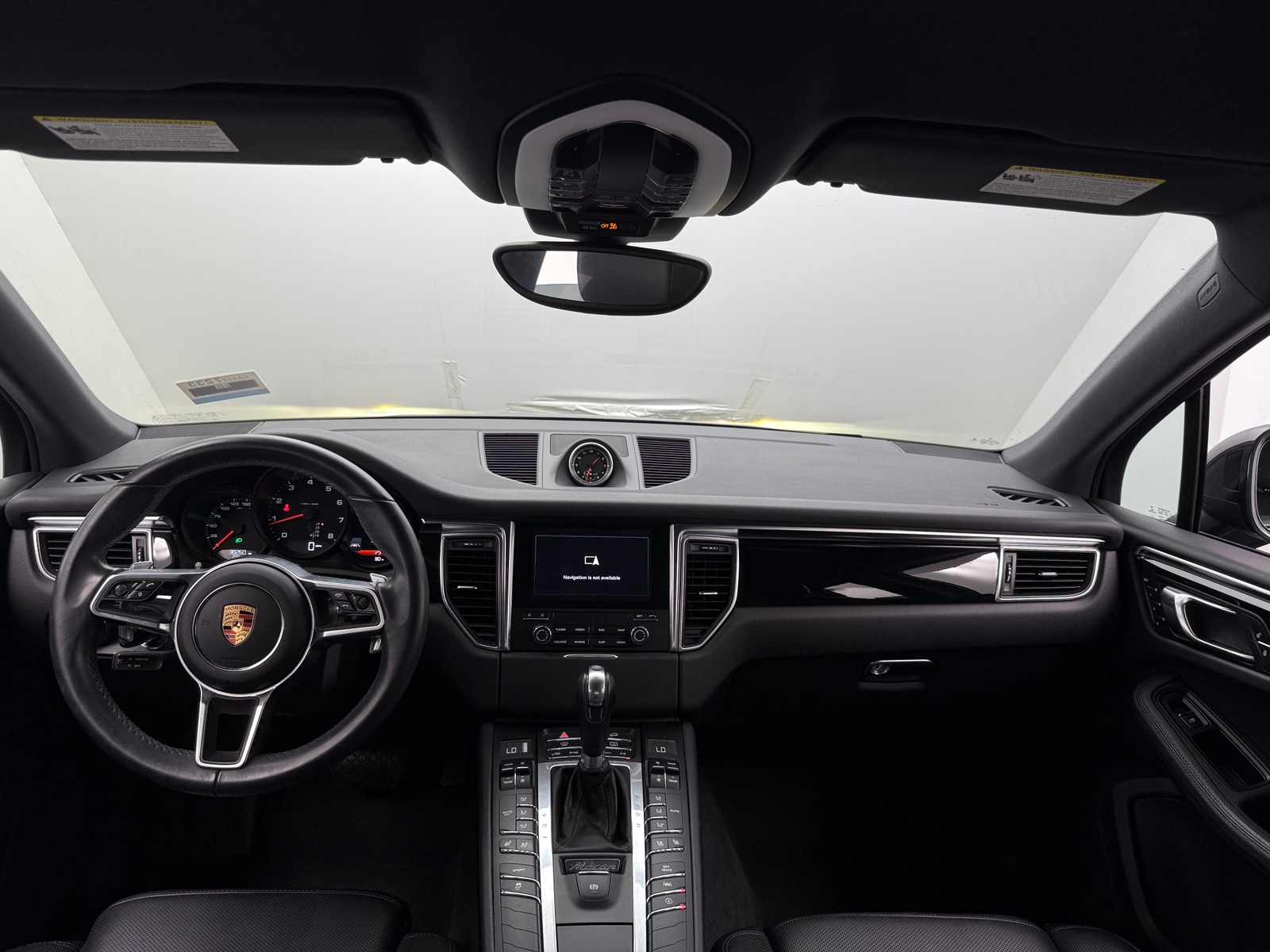 Thumbnail: 2018 Porsche Macan - 2