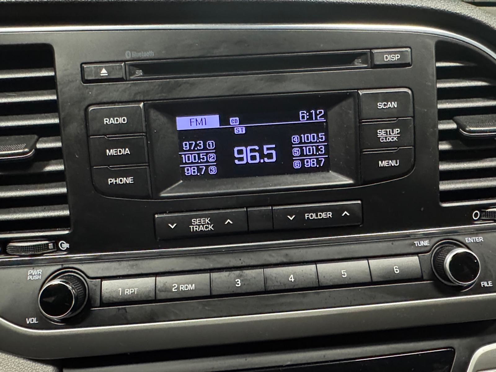 Thumbnail: 2018 Hyundai Elantra - 4